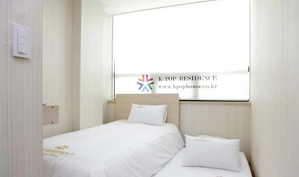K Pop Residence I Seúl 2*,